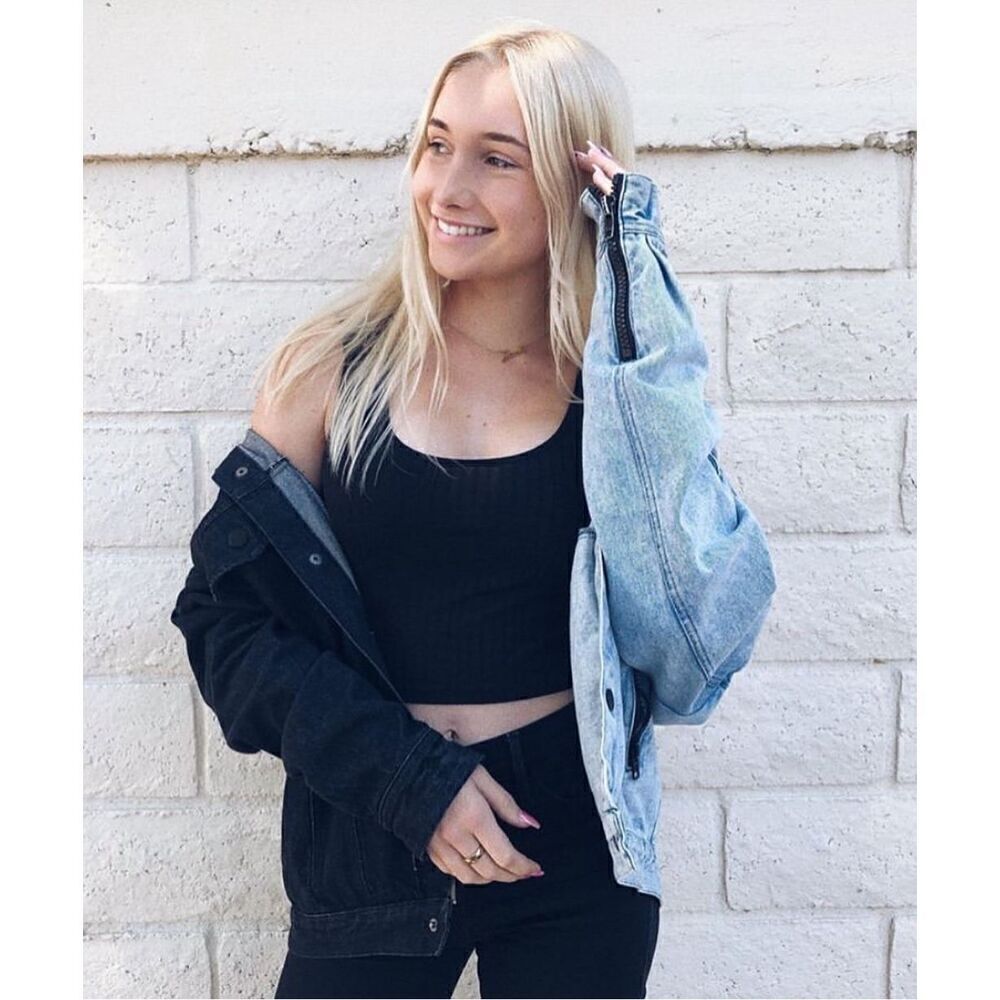 True IMG Two Tone Denim Truck Jacket Women’s Small Jean & Black